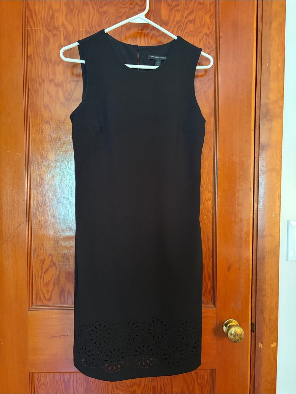 Banana Republic Black Sleeveless Shift Dress with Laser-Cut Hem